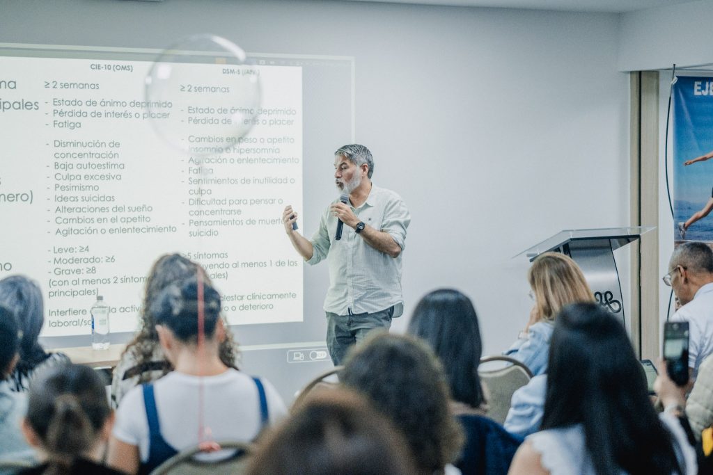 Salud mental, Promotores de salud y esperanza